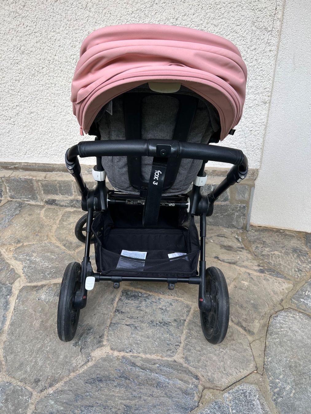 Bugaboo Kinderwagen: Poussette Bugaboo Fox 3 rose / gris  état comme neuf – Gebraucht aus Pully von elo_x9gc 3