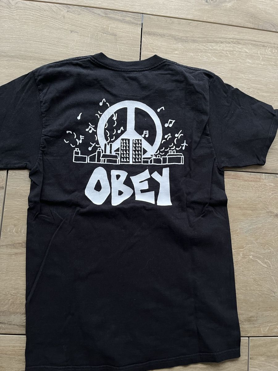 Obey T-shirt: Obey T Shirt – Usato da Zuzwil SG venduto da dieschnellemichelle 3