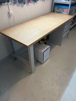 Werkbank mit Schubladenstock