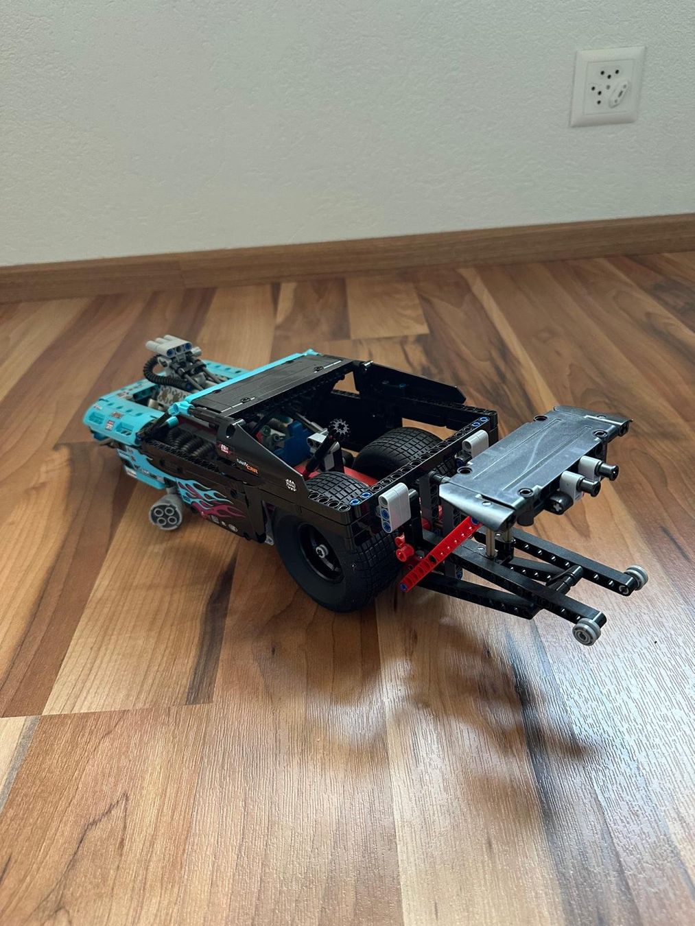 Lego Kit di costruzioni: LEGO Technic Drag Racer 42050, LEGO Technic Avec Plans – Usato da Vétroz venduto da enz_gr95 3