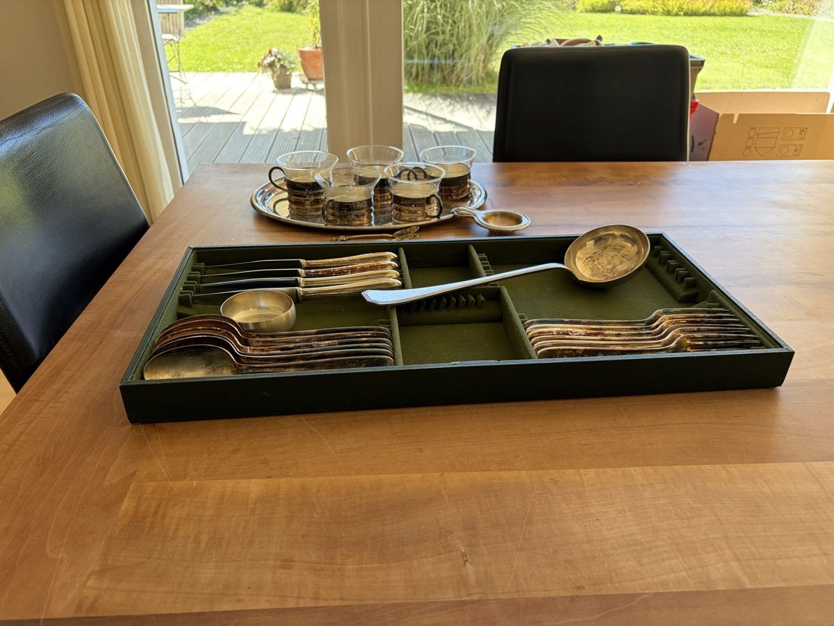 Couverts: Silberbesteck mit Teeset – D'occasion à Eggersriet par Danielsells 2