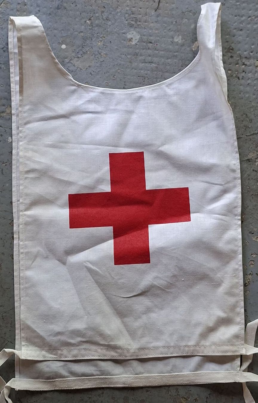 Uniformen: dossard sanitaire wehrmacht ww2  – Gebraucht aus Plan-les-Ouates von k.m.held