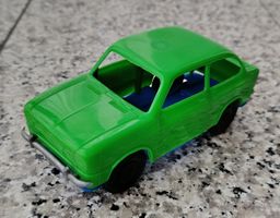 FIAT 850 Speciale Limousine PLASTIK Plastica  ca.1:20 64-73