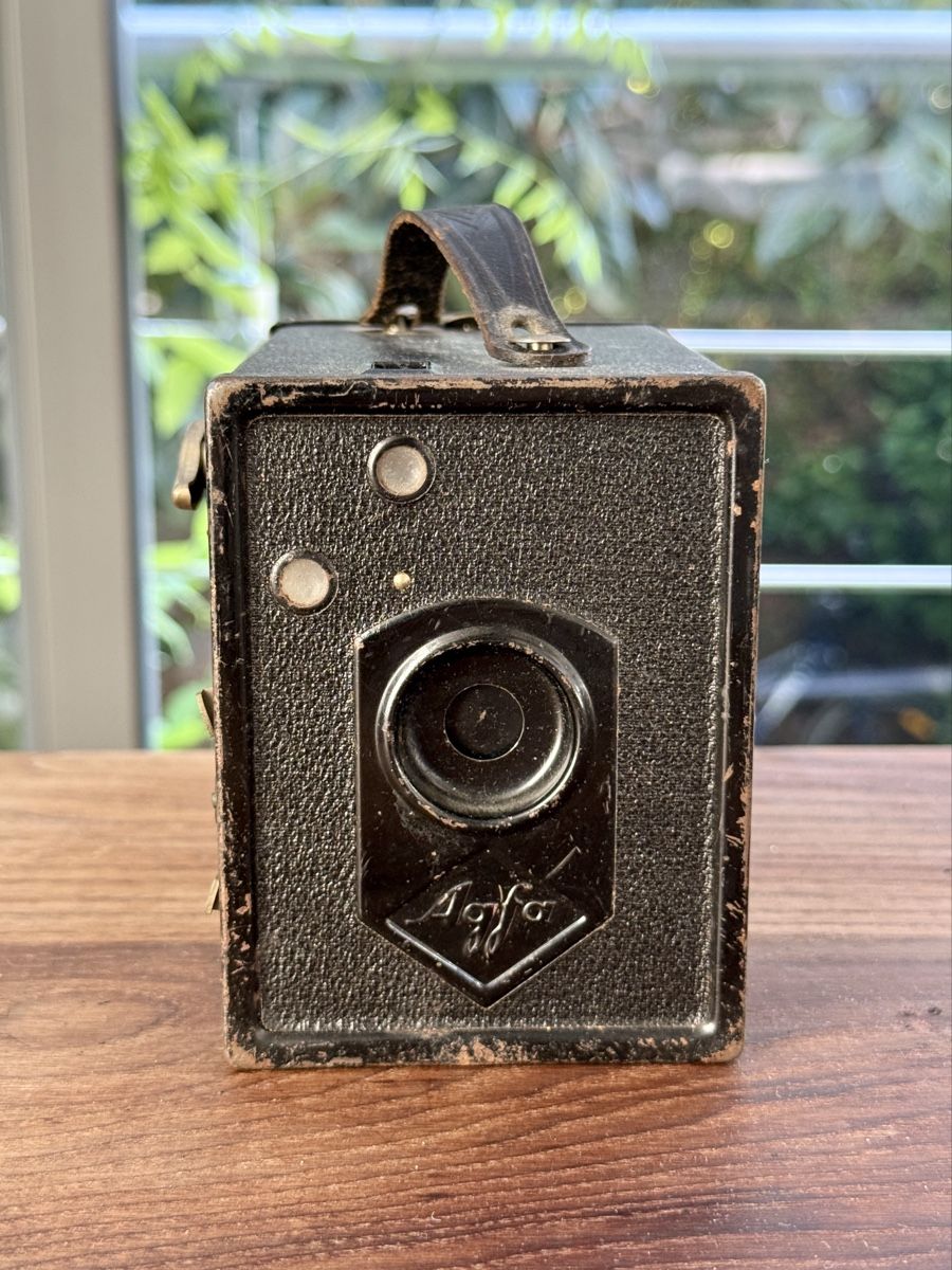 Agfa Fotocamera: Antique Agfa Box Camera - 1930s Germany - Vintage – Usato da Commugny venduto da semamonfrinoli