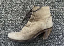 Wildlederstiefel