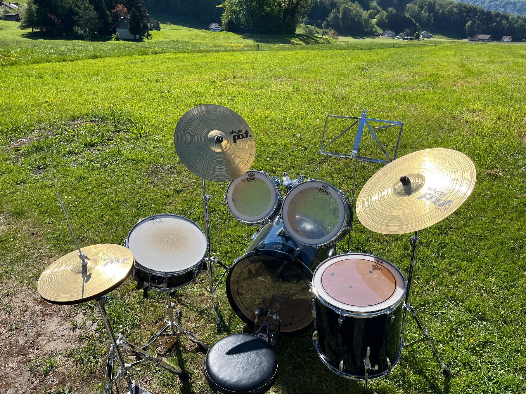 Strumenti musicali: Schlagzeug Tama Imperial blau – Usato da Benken SG venduto da muege01 2