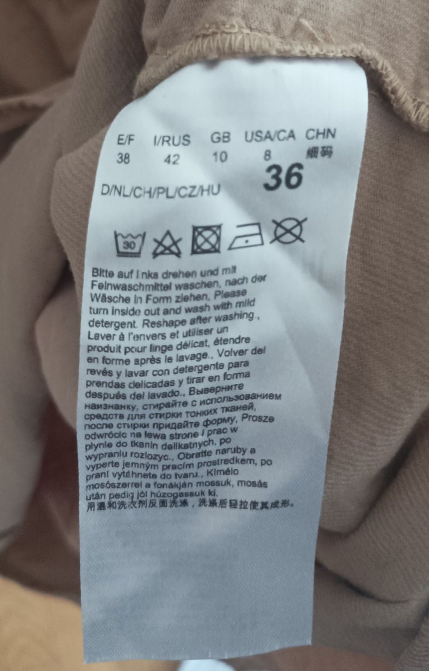 Lotti di vestiti: Winter Damen Kleiderpaket, Grösse 32/S - Secondhand – Usato da Buchs/SG venduto da ori_k6tq 8