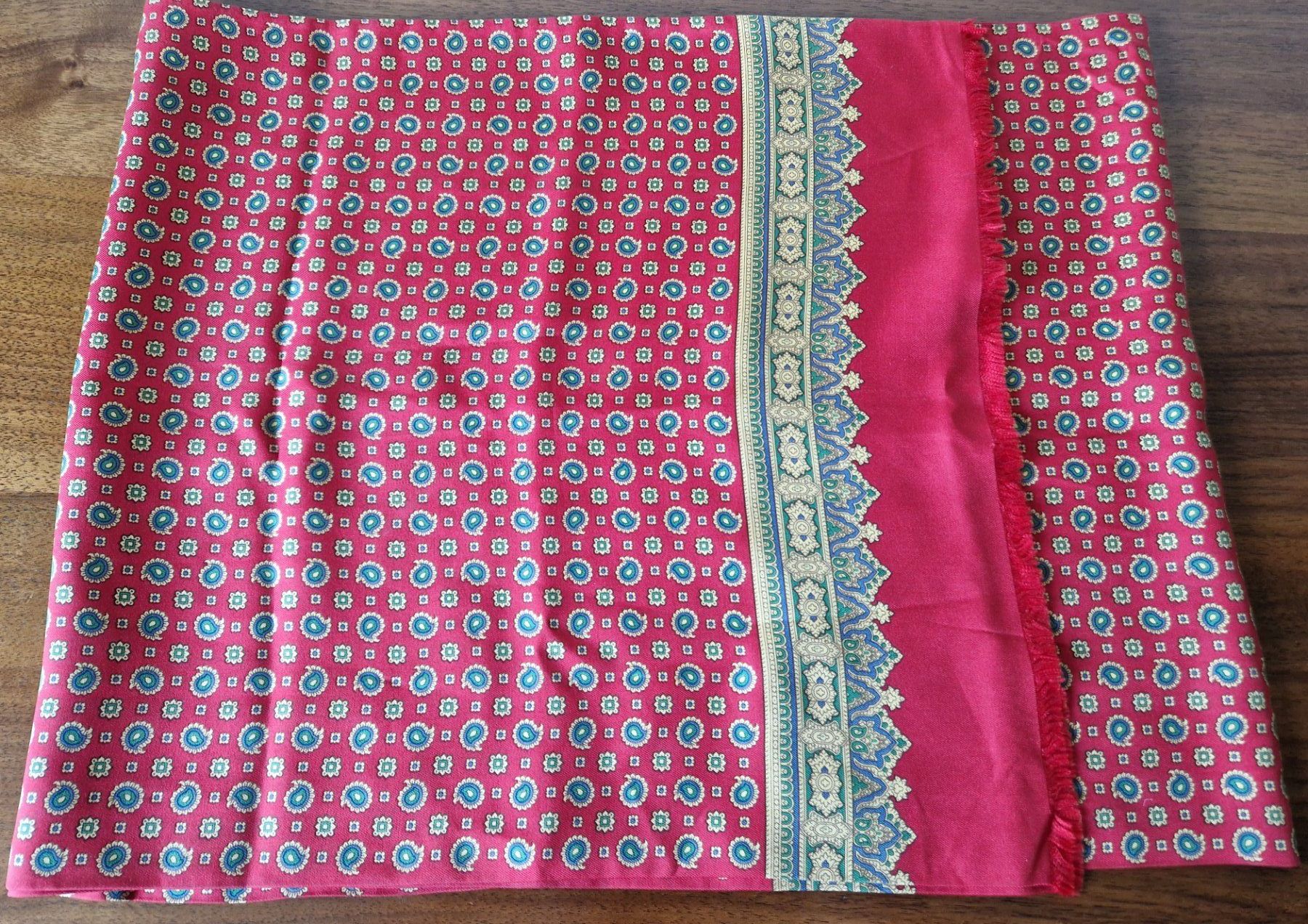 Sciarpe: Ascot Seidenschal, Vintage – Usato da Bern venduto da Antikbatik 3