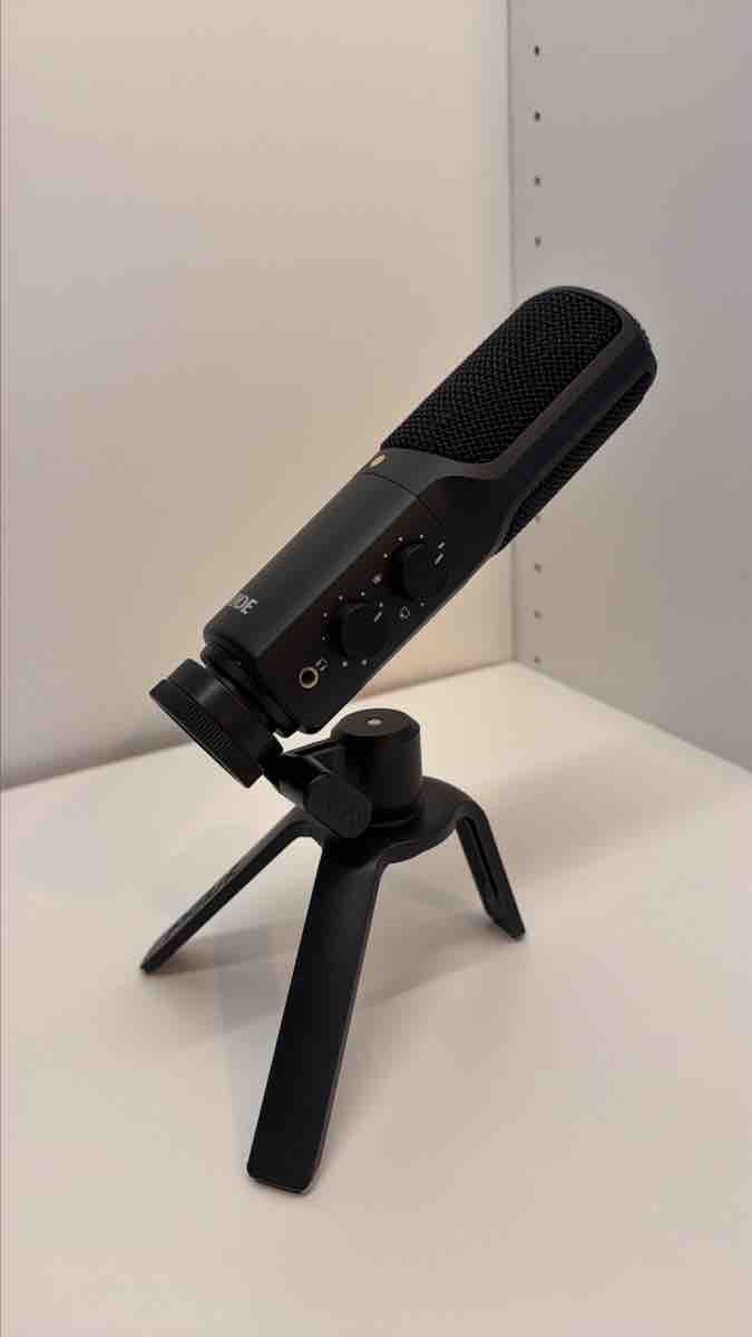Røde Mikrofone: Rode NT-USB Mini Microphone with Tripod and Cable – Neu (gemäss Beschreibung) aus Bern von eli_79j5 2