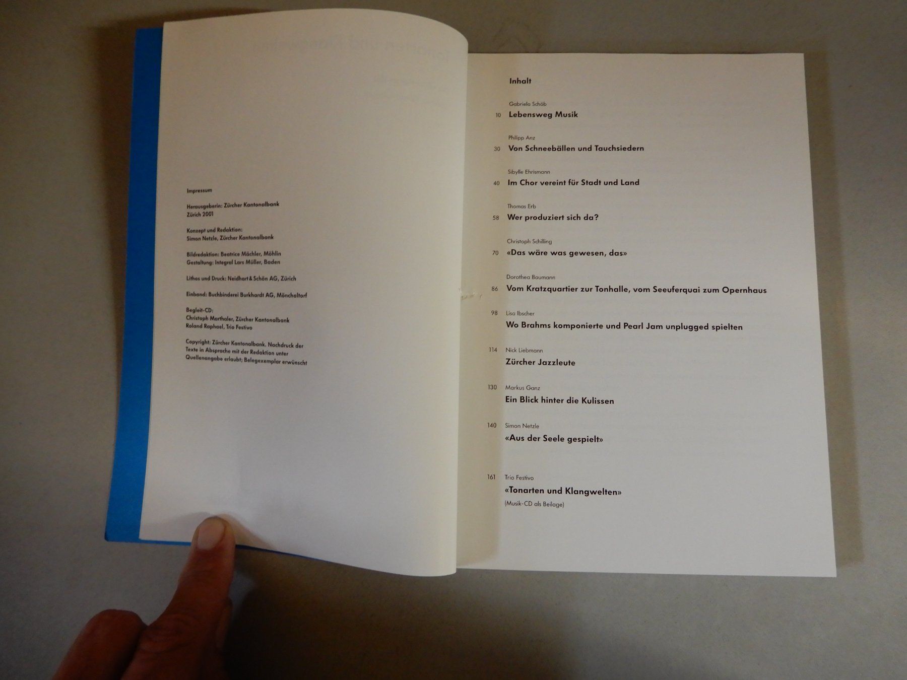 Libri: ZKB Jubiläumsbuch "Tonarten und Klangwelten" mit CD – Usato da Erstfeld venduto da Mario_boe0 2