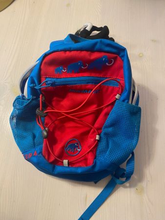 Mammut Kinderrucksack bis 3 Jahre - rot & blau