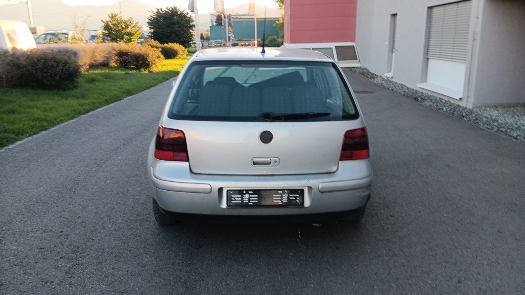 VW Autos: VW Golf 1.9 4motion – Gebraucht aus Rebstein von TonyRasta-Autohandel 3