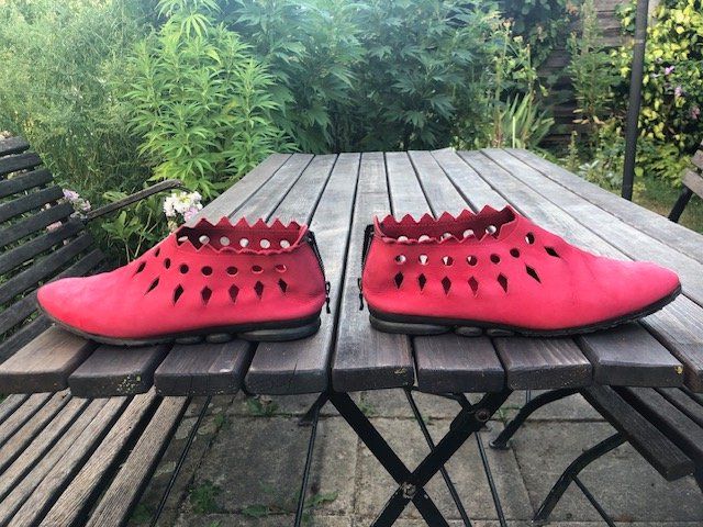 Damenschuhe: Originelle Arche Schuhe Damen rot Grösse 40 – Gebraucht aus Boll von dancing1 5