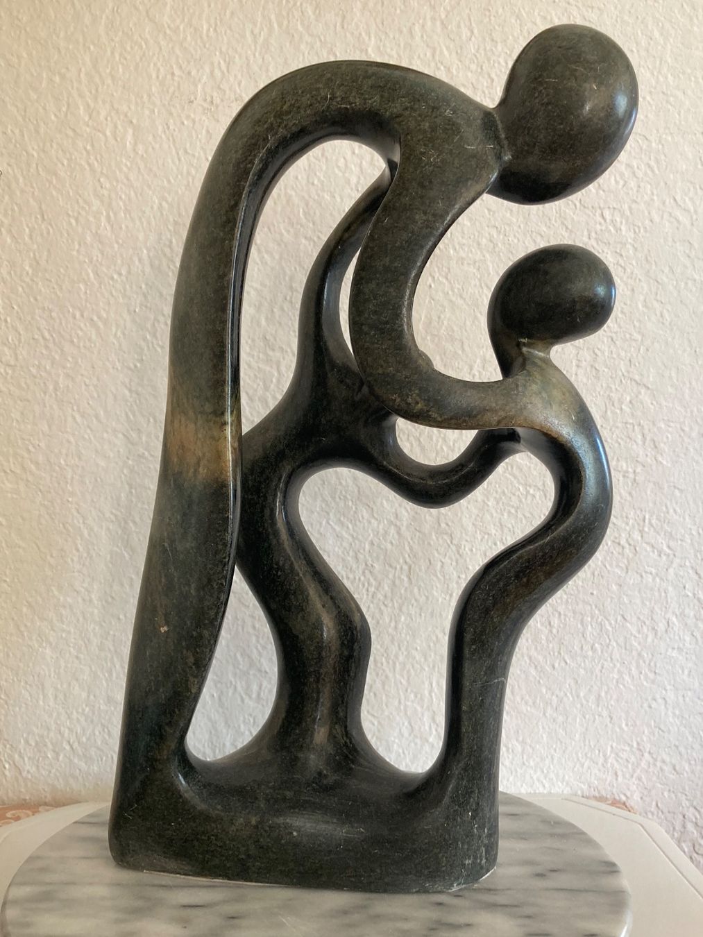 Sculture & Statue: Serpentin Statue auf Marmor Sockel – Usato da Rüti ZH venduto da coccinelle88