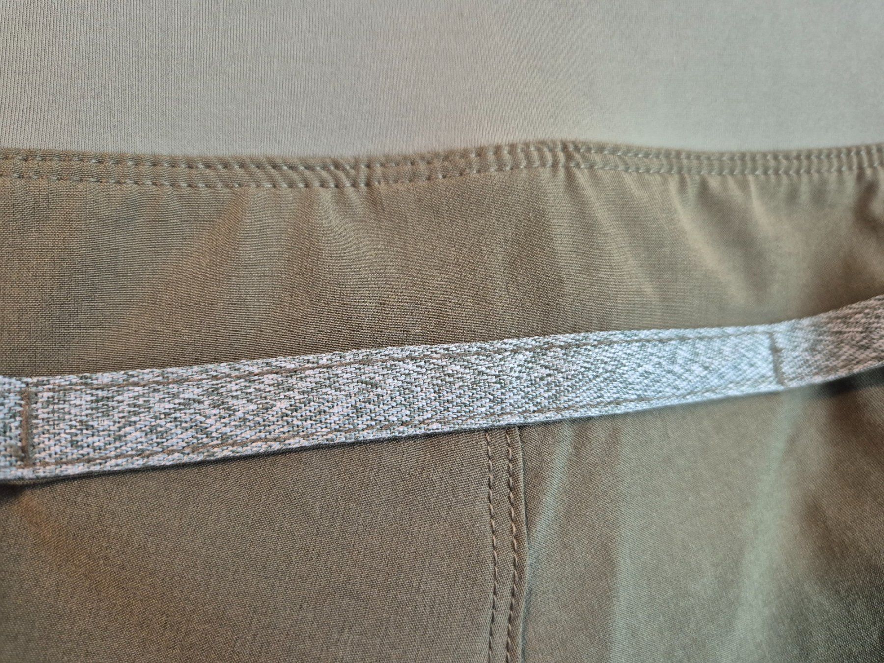 Millet Pantaloni: MILLET   damen   hose   olive    Grösse 38 – Usato da Niederweningen venduto da Obson 4