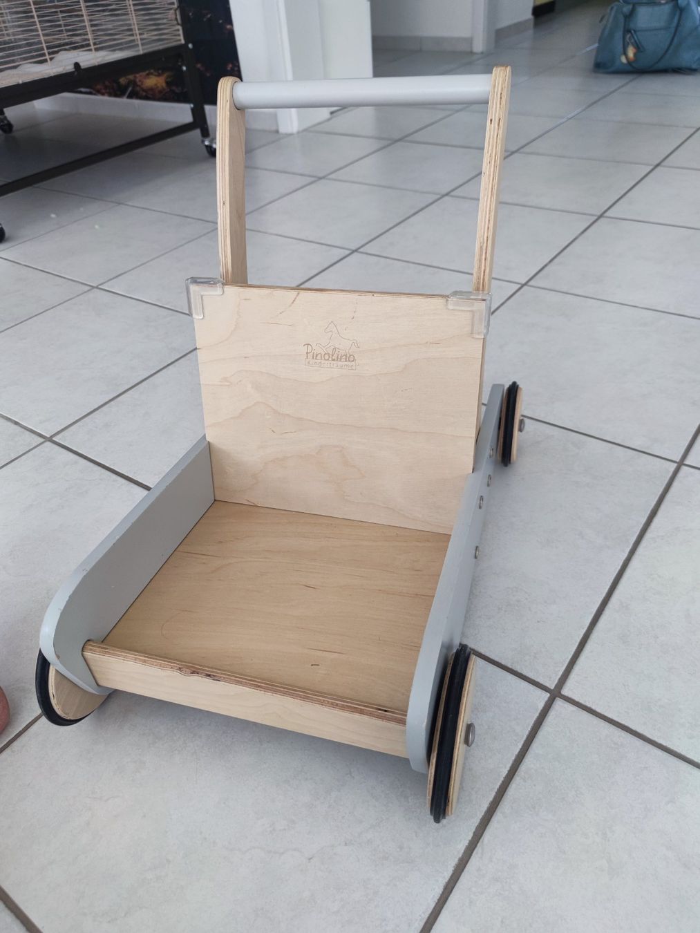 Pinolino Veicoli per bambini: Pinoline Lauflernwagen aus Holz – Usato da Effretikon venduto da s0871465