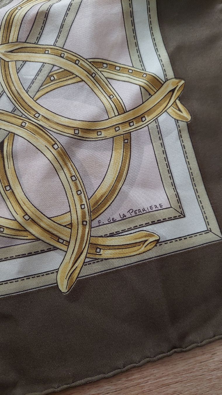 Hermès Foulard & Sciarpe: Hermès scarf 90x90 Ascot 1831 – Usato da Lausanne venduto da l0ok0co0l 3