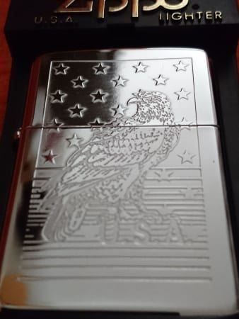 Zippo Accendini: Zippo Lot / thème USA – Nuovo e nell'imballaggio originale da Cortaillod venduto da signep