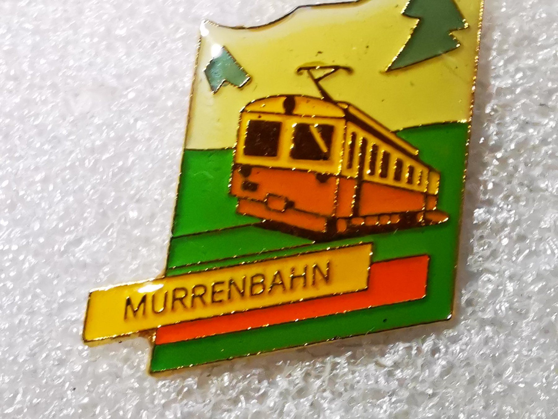 Placchette & Badge: Ansteckpin 30: Mürrenbahn – Usato da Oppligen venduto da Pin-Fall-Shop