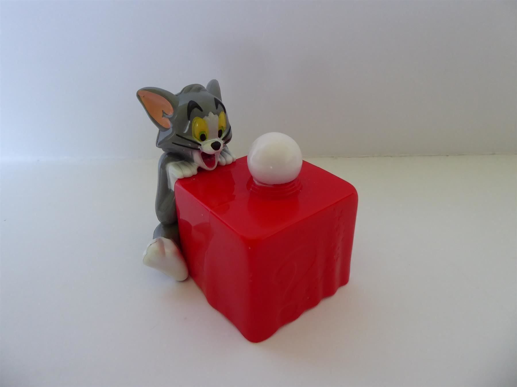 Statuette: Coole Comic Figur Tom mit Würfel, neu – Nuovo (secondo la descrizione) da Turbenthal venduto da TopToys
