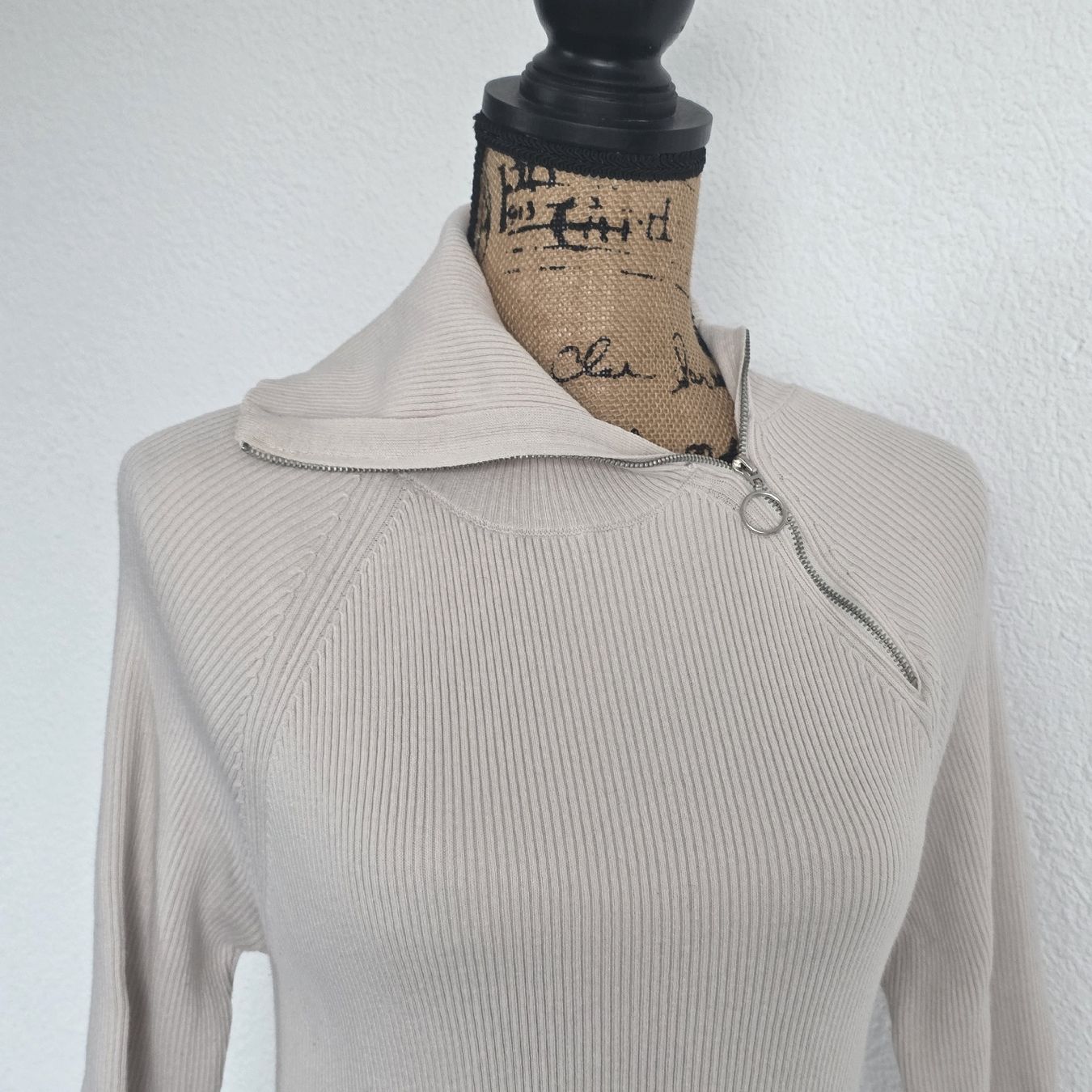 Stradivarius Maglioni & Felpe: Schicker Stradivarius Pullover mit Reissverschluss, Gr. L – Nuovo (secondo la descrizione) da Rheinsulz venduto da Gilea 2