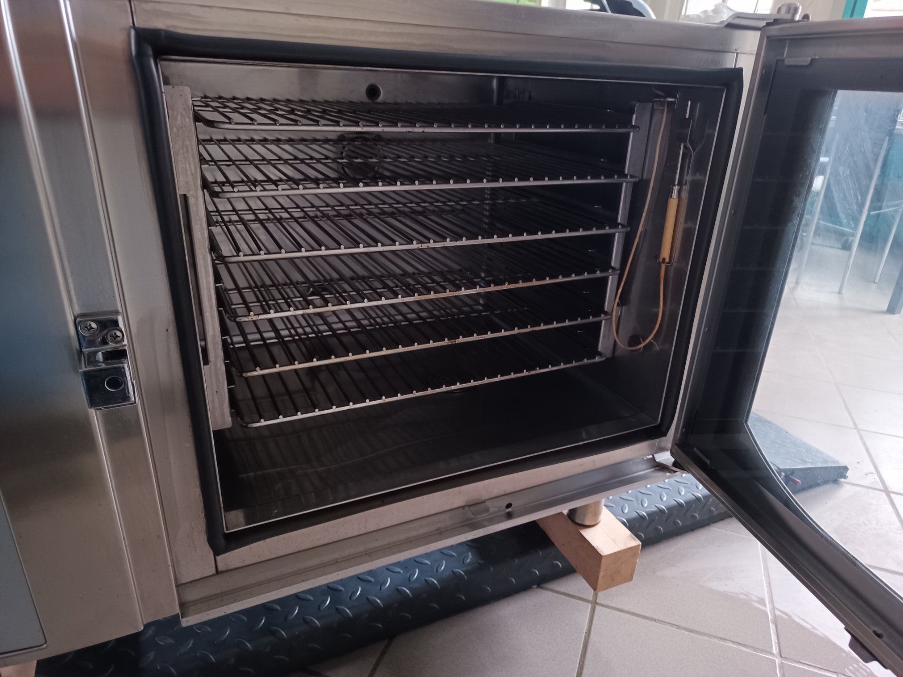 Elettrodomestici da cucina: Gastro Combisteamer Convotherm OSP – Usato da Oberegg venduto da 19franzi94 6