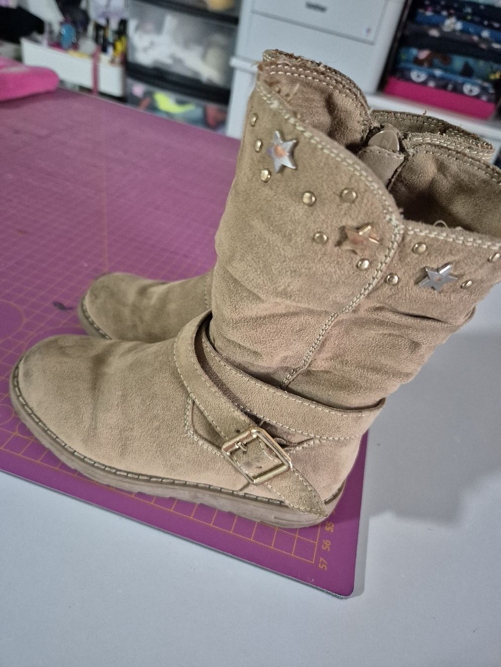 Chaussures filles: Stiefel leicht gefüttert 25 – D'occasion à Wynigen par La_Talpa 2