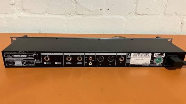 TC Electronic Equalizzatori: TC Electronic M300 Dual Engine Processor – Studio Reverb – Usato da Rupperswil venduto da fab_k52z 1