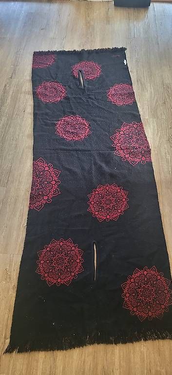 Autres vêtements femmes: Desigual Poncho – D'occasion à schwarzenburg par aivlis88 1