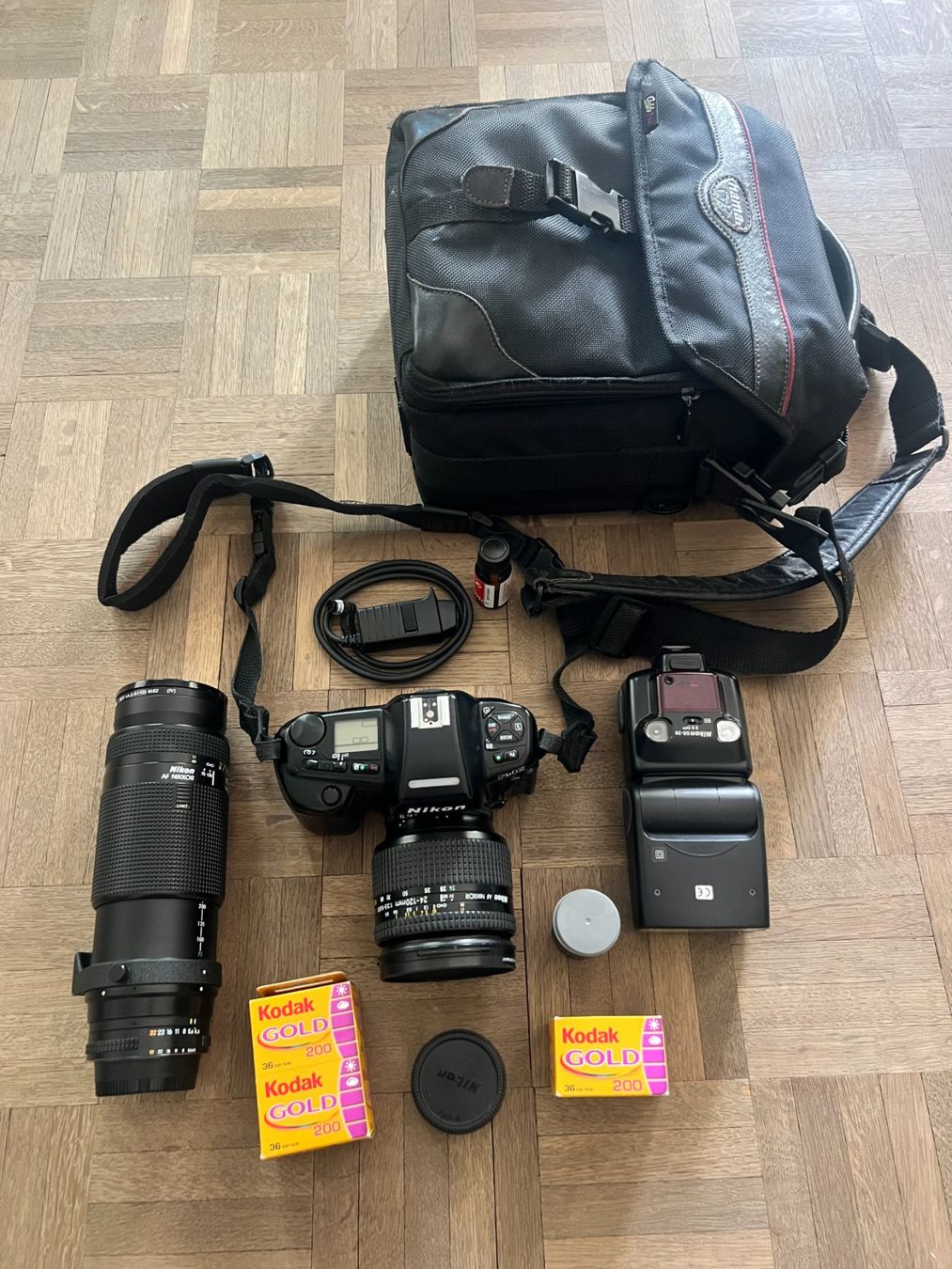 Nikon Fotocamera: Nikon F90X – Usato da Solothurn venduto da Liman01