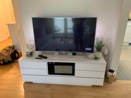 Modernes, weisses Fernsehmöbel Hochglanz