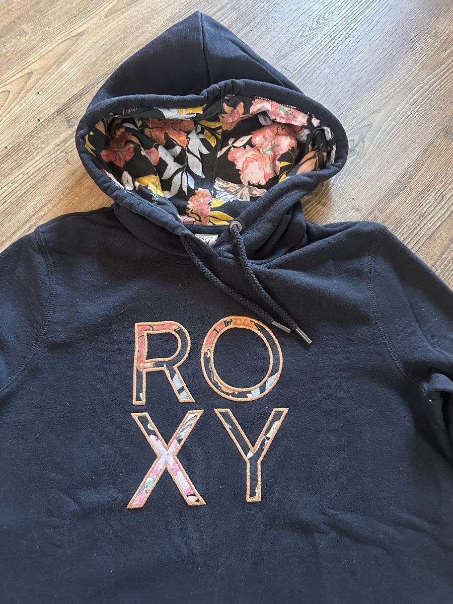 Roxy Maglioni & Felpe: Roxy Kapuzenpullover schwarz mit Blumenmuster Grösse M – Usato da St. Moritz venduto da Dar-23 1