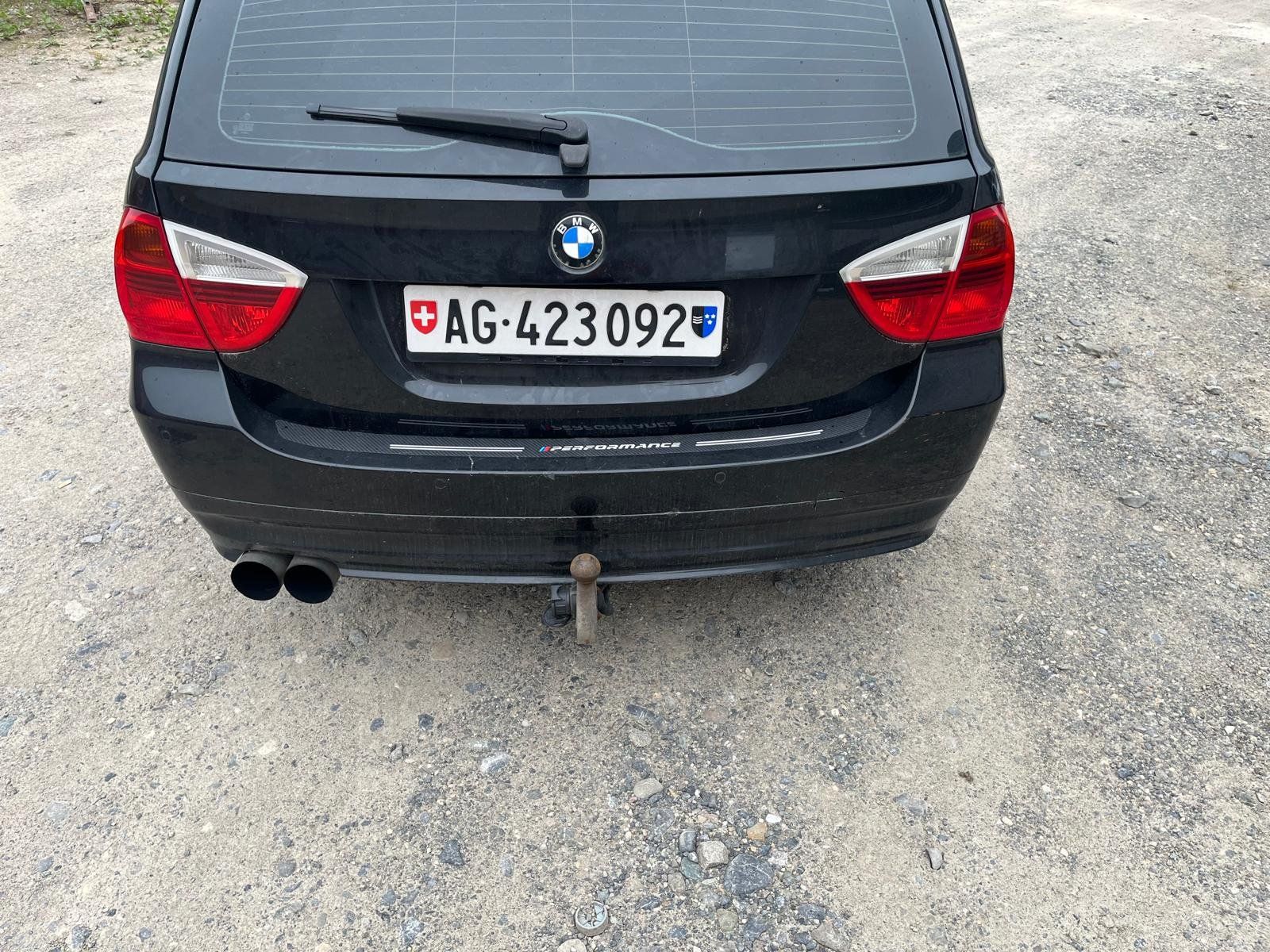 BMW Automobili: BMW 320d Touring für Export – Usato da Bünzen venduto da Turbolino5 3