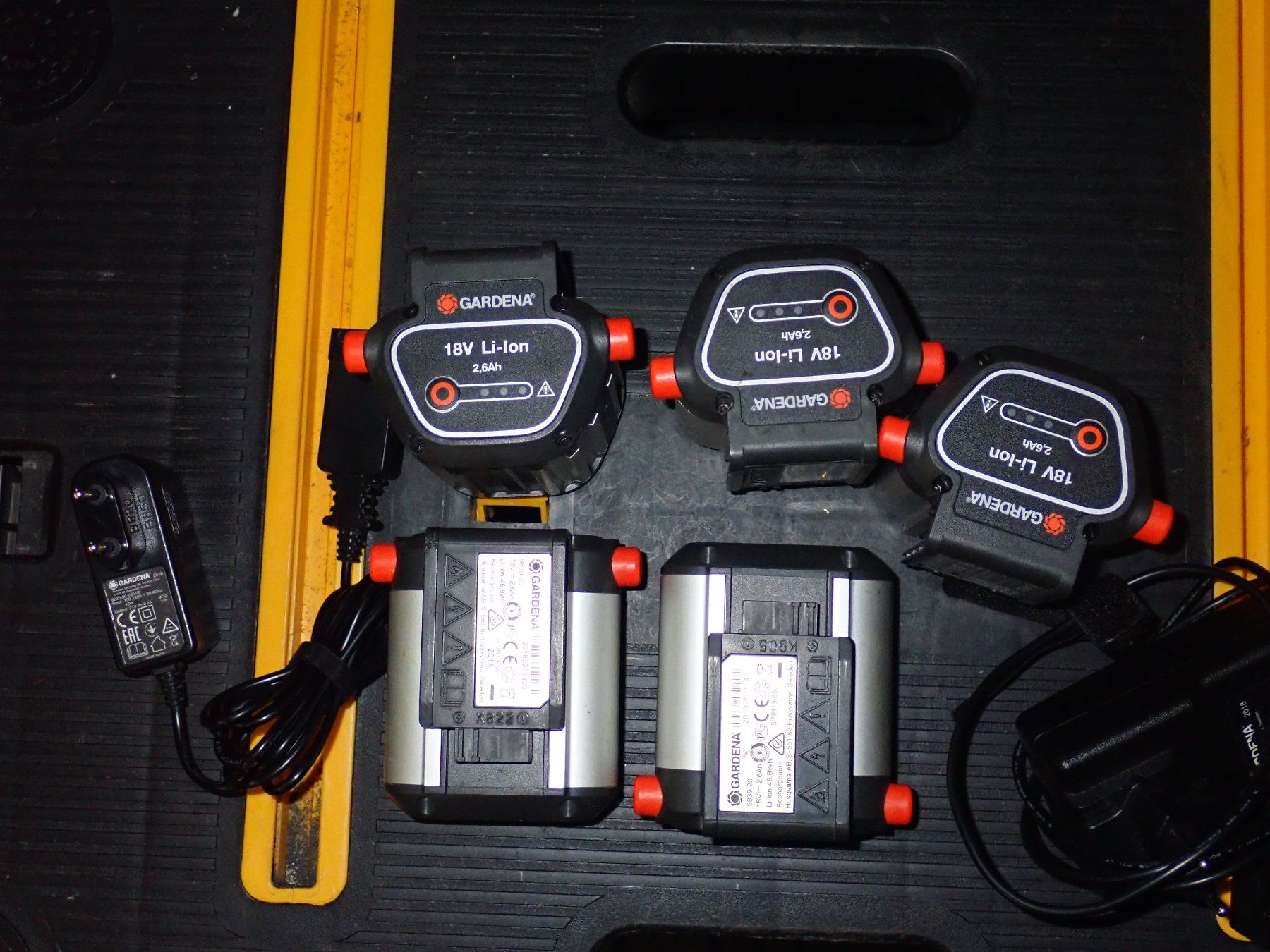 Gardena Akkus & Batterien: Gardena Akkus mit Ladegeräte – Gebraucht aus Uster von  2