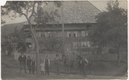 LANDWIRTSCHAFT/BAUERNFAMILIE 1910 mit Pferd BE?