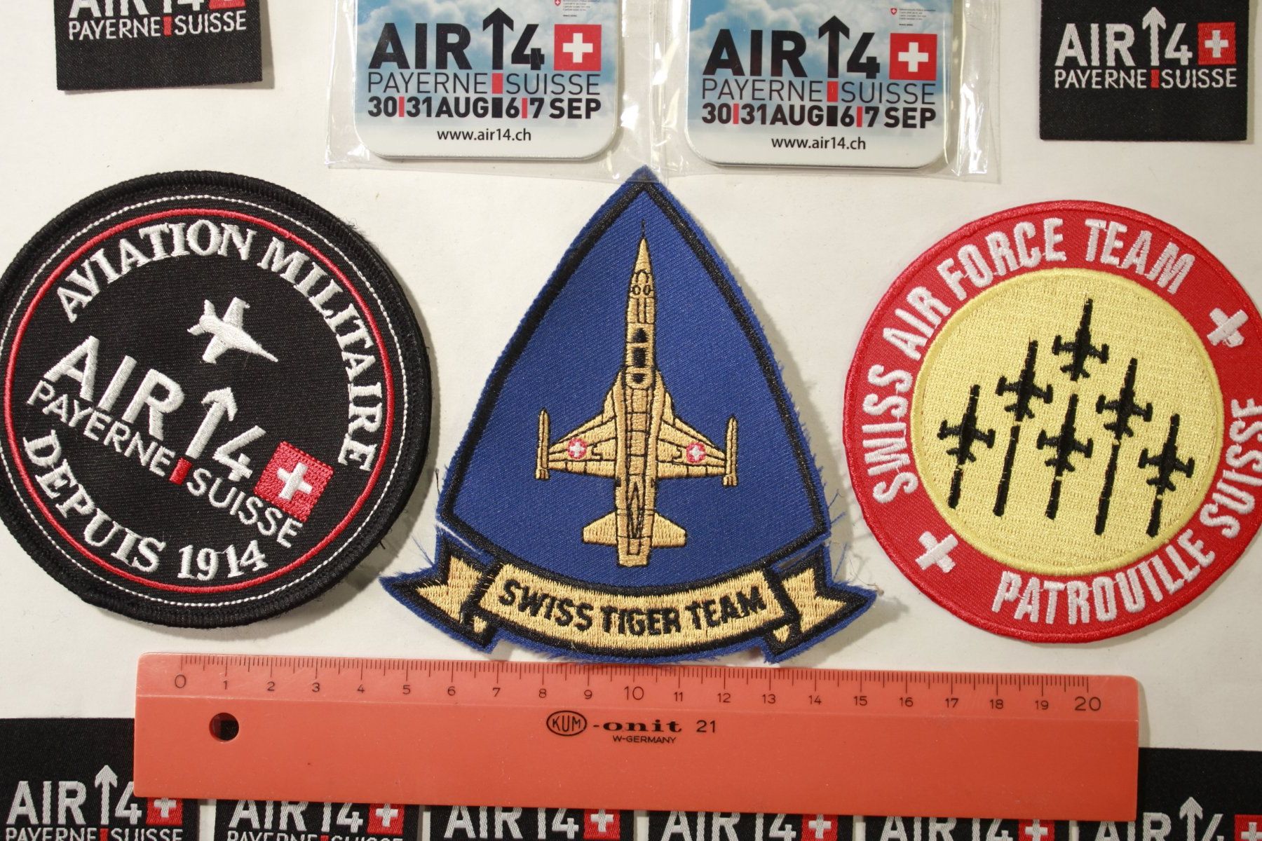 Schweizer Armee Plaketten & Abzeichen: Badges Aviation suisse – Gebraucht aus La plaine von 762 1