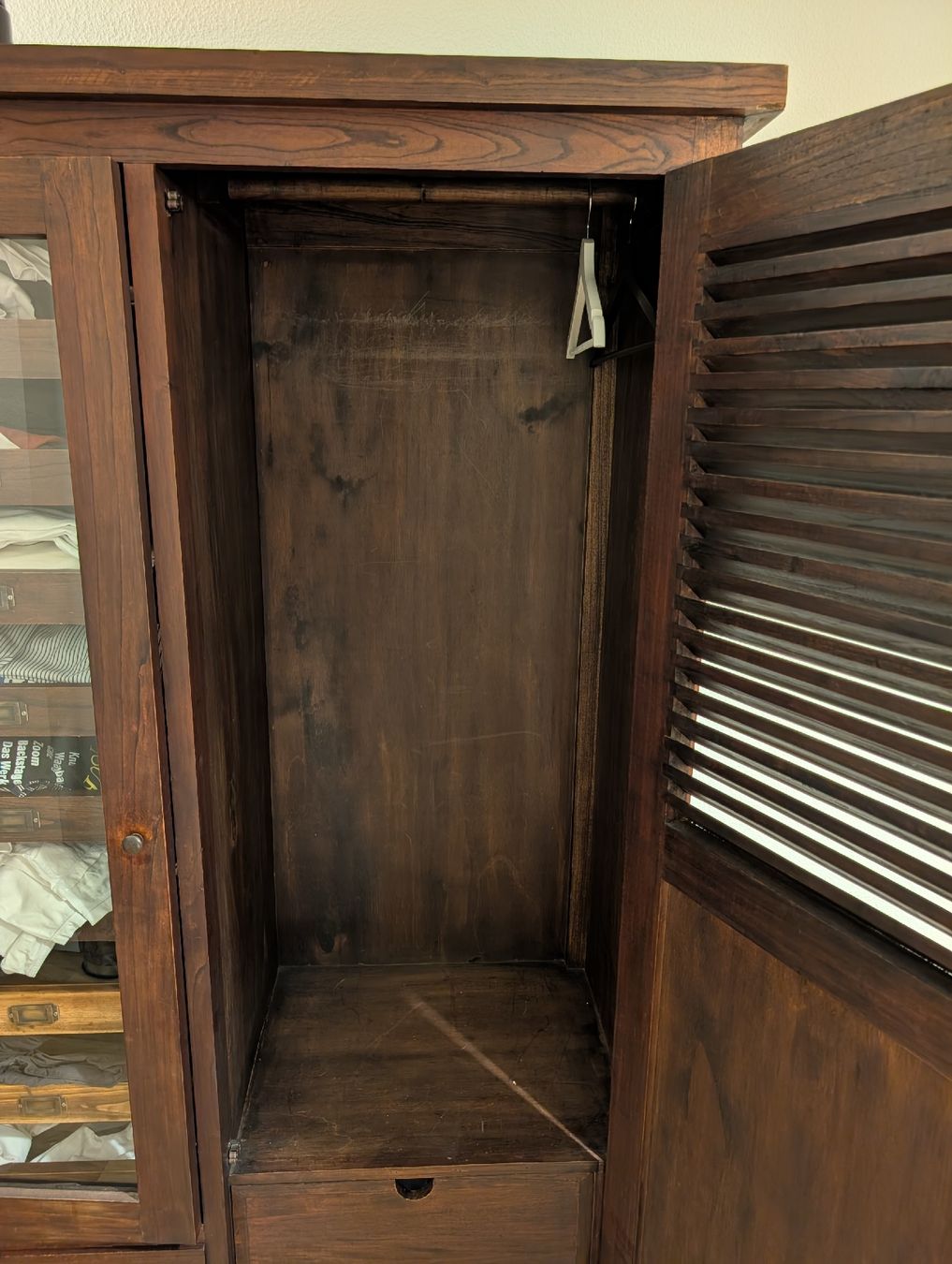 Armadi: Vintage Holzschrank – Usato da Zürich venduto da stevennn 3
