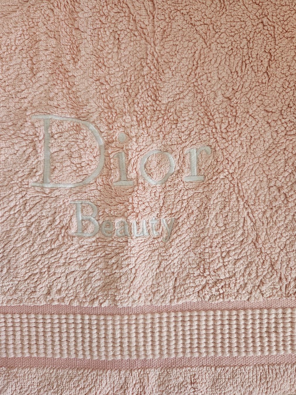 Tovaglioli: Deux Serviettes DIOR – Nuovo (secondo la descrizione) da lausanne venduto da josianemuller 1