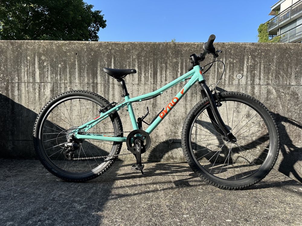 Kinder Velo von Pyro, 24 Zoll, super leicht | Kaufen auf Ricardo