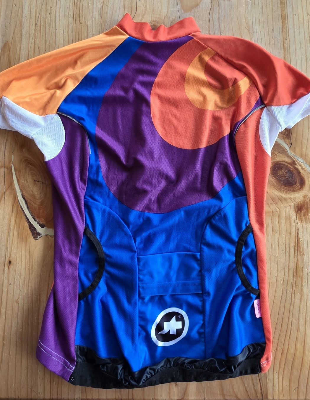 Assos Maillots de corps & Pantalons: Biketrikot Assos Damen, Gr. M – D'occasion à Balgach par swiss-steppenwolf 1