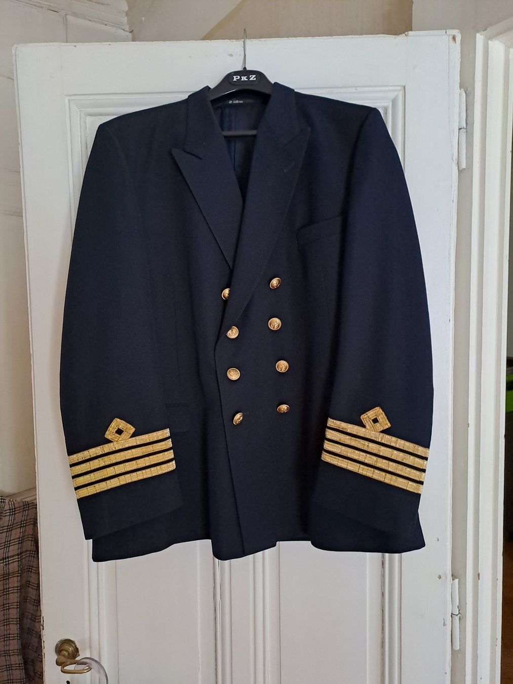Uniformi: VESTE OFFICIER DE MARINE,  DANEMARK – Usato da LAUSANNE venduto da KWEW