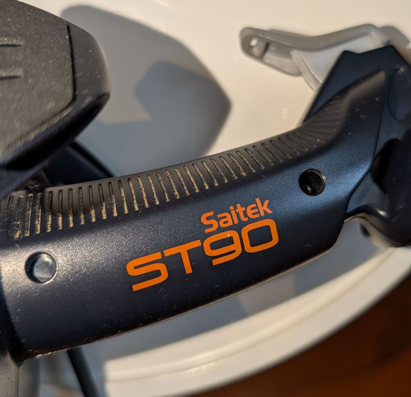 Saitek Controller: Joystick Saitek ST90 pour simulateur – Usato da Peseux venduto da Alix26 3