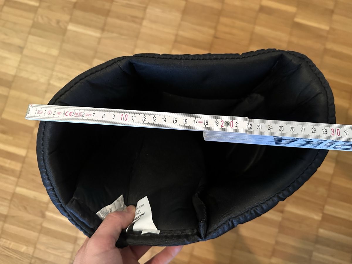 Pantaloni: Hockey Hose – Usato da Langnau am Albis venduto da mar_g65p 1