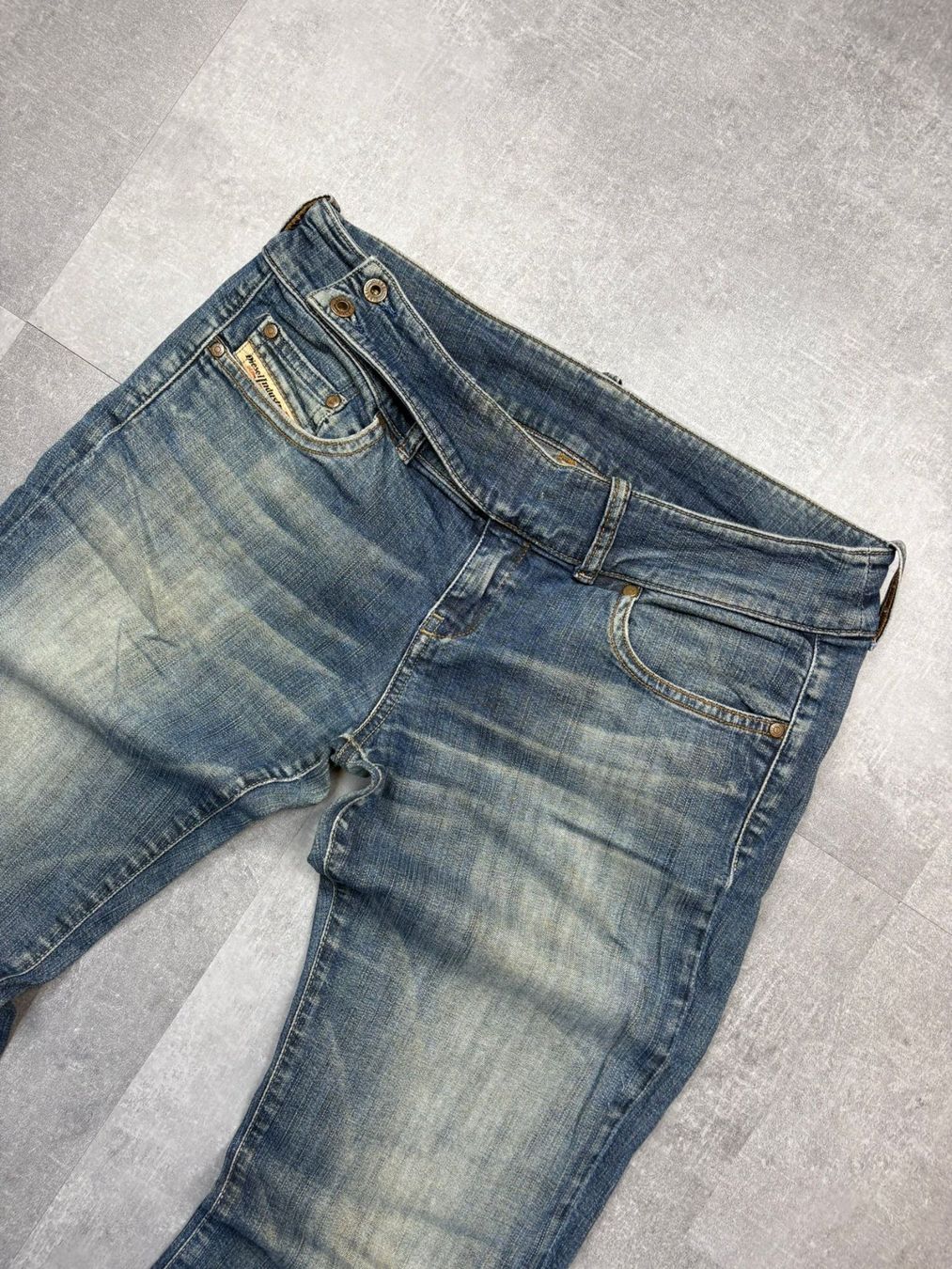 Diesel Jeans: Vintage Diesel Bootcut Flared Jeans (M) – Usato da Werdenberg venduto da hase.vintage 3