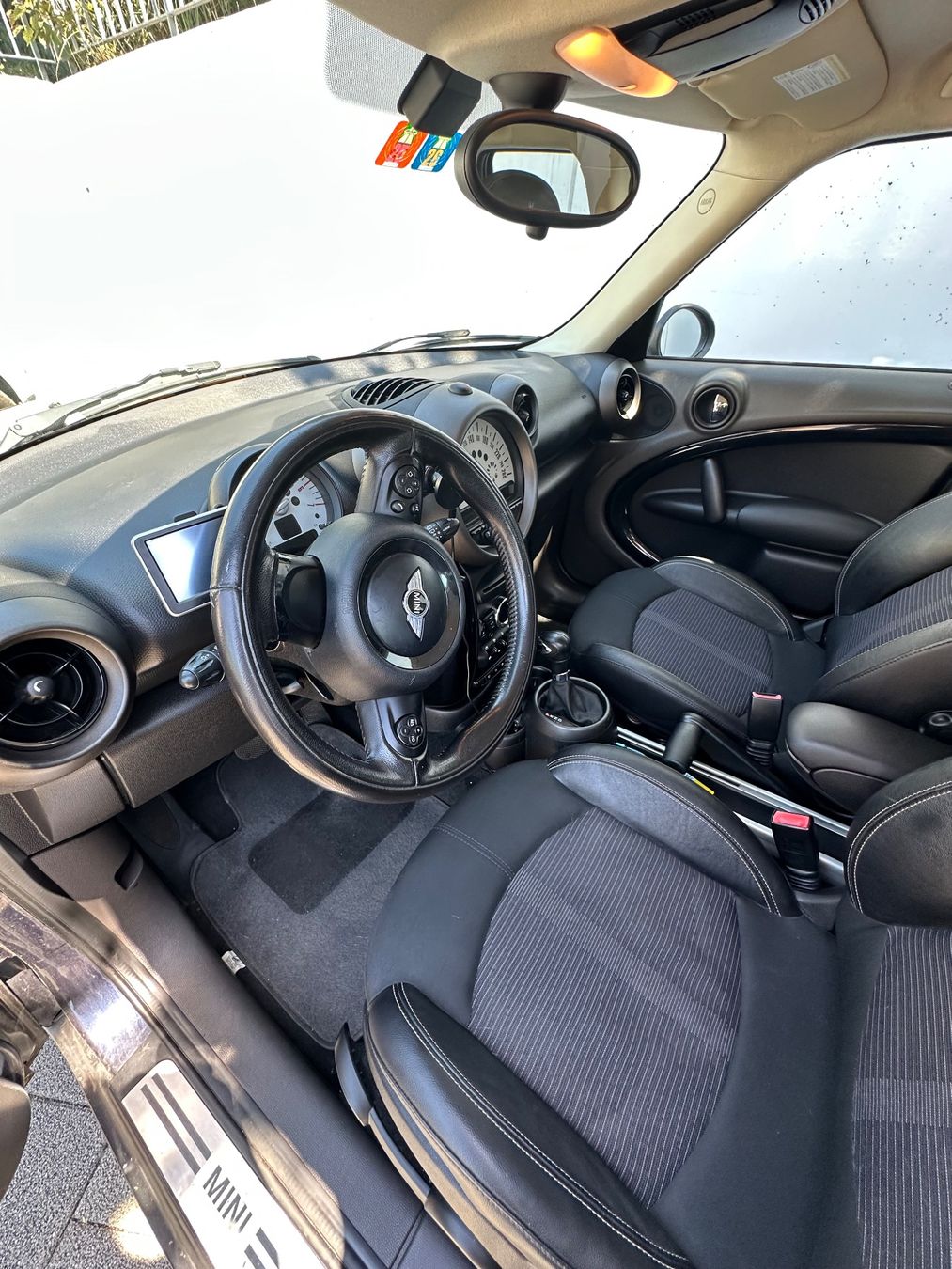 Mini Automobili: 2011 mini countryman D cooper – Usato da bözberg venduto da amy_7wz8 8