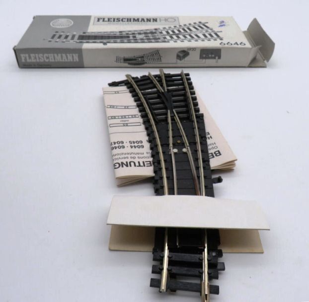 Fleischmann Modelleisenbahnen: Fleischmann H0 6646: Bogenweiche links, Neusilber Pr. 2,7 mm – Neu und originalverpackt aus Brüttisellen von Rentner44zh