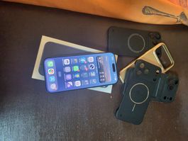Apple iPhone 17 Pro Max 256GB Tiefblau – Neuwertig – 100% Ak