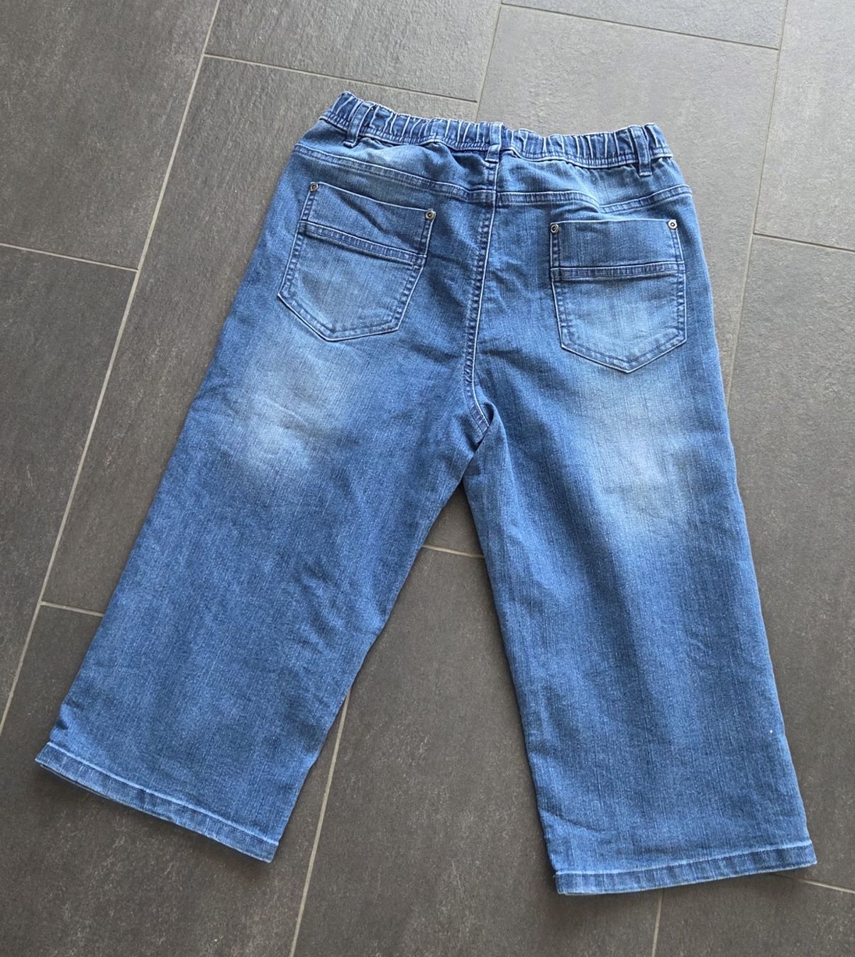 Hosen: kurze Hose Gr. 176 – Gebraucht aus Oberegg von Roberto24 1
