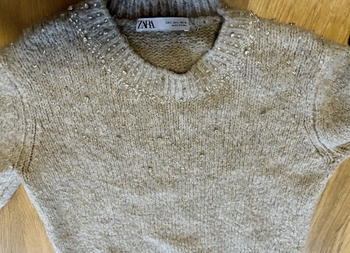 Zara Maglioni & Felpe: Zara Knit Pullover mit Schmucksteinen – Usato da Baden venduto da Tiffany6878 5