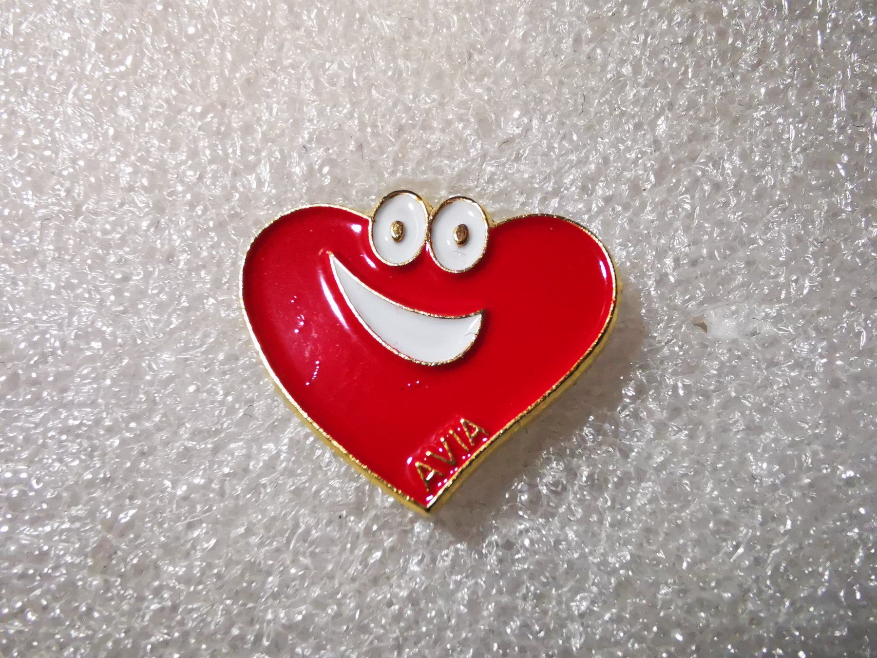 Placchette & Badge: Ansteckpin 9: Avia Herz – Usato da Oppligen venduto da Pin-Fall-Shop